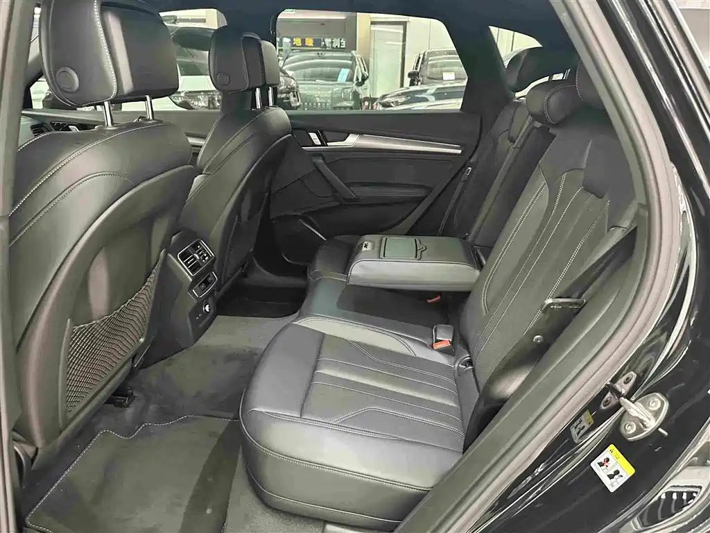 Audi Q5L — миниатюра 13
