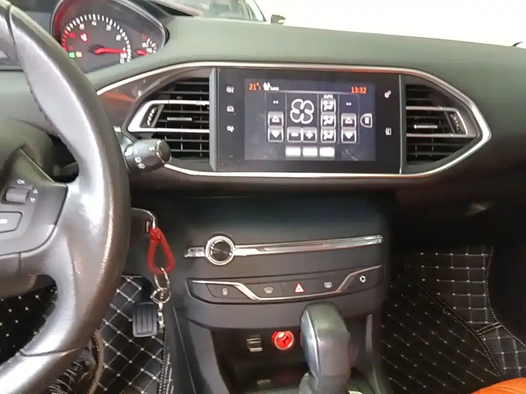Peugeot 308S — миниатюра 13