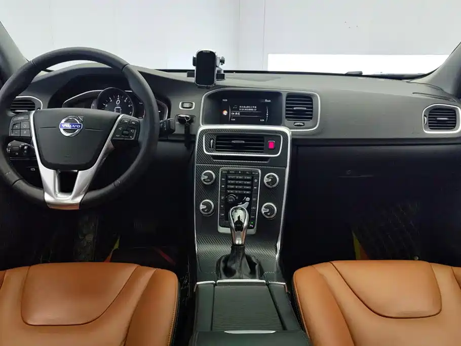Volvo S60 — миниатюра 12