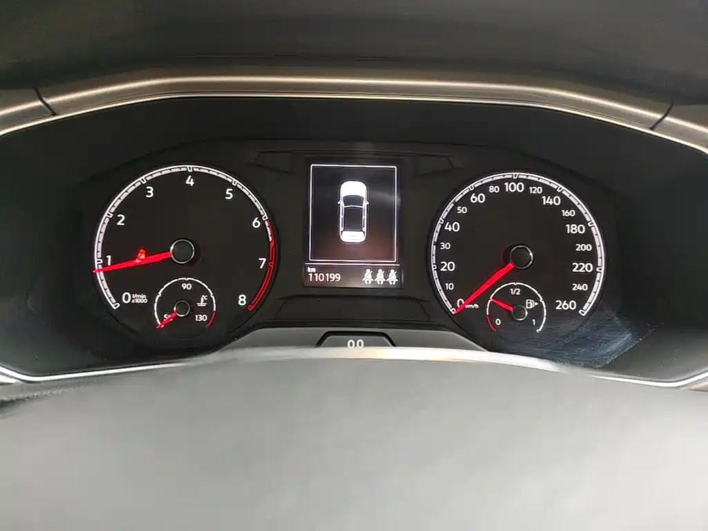 Volkswagen T-Roc — миниатюра 12