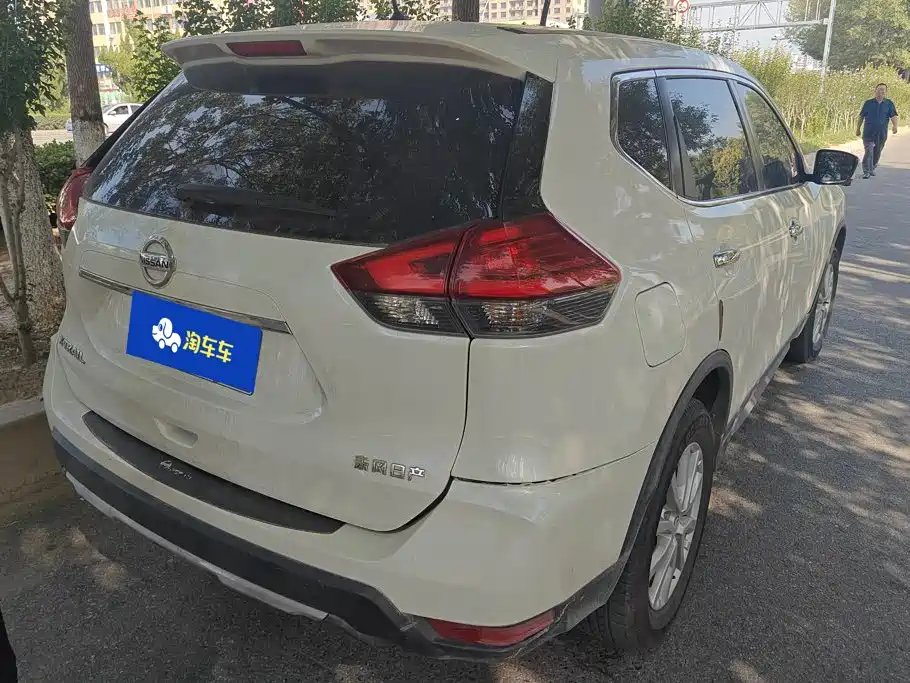 Nissan X-Trail — миниатюра 3