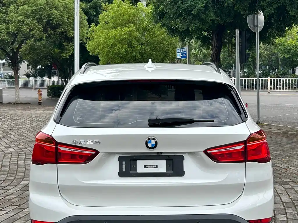 BMW X1 2016 sDrive18Li Premium