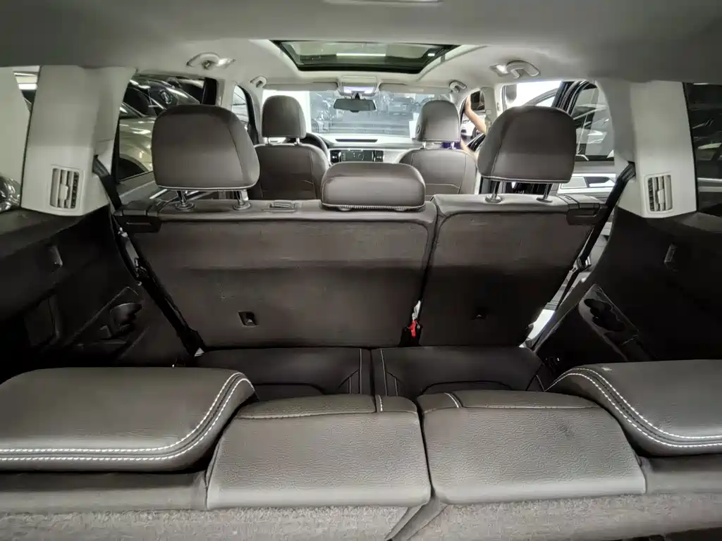 Volkswagen Teramont — миниатюра 15