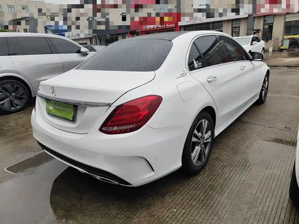 Mercedes-Benz C-Class — миниатюра 7