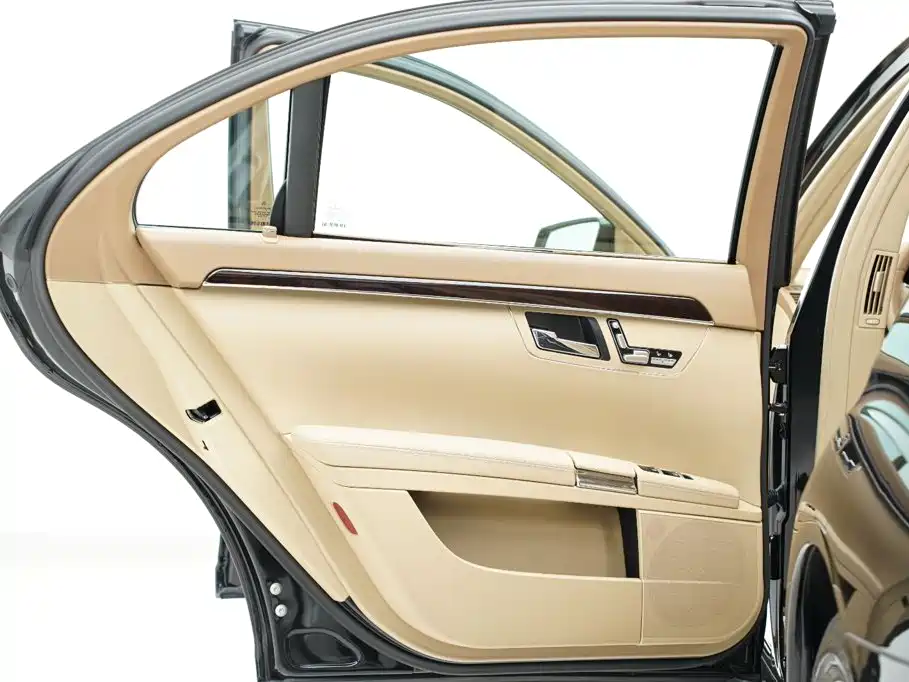 Mercedes-Benz S-Class — миниатюра 15