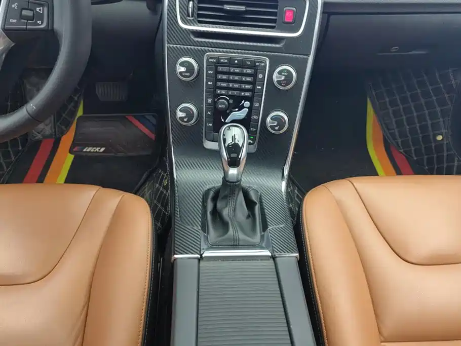 Volvo S60 — миниатюра 16