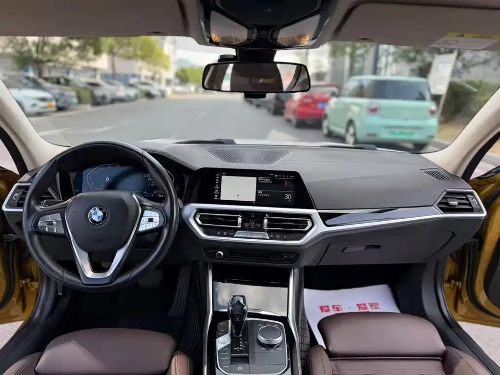 BMW 3 Series — миниатюра 10