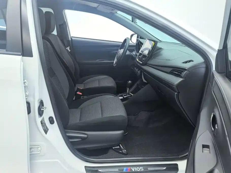 Toyota Vios — миниатюра 8