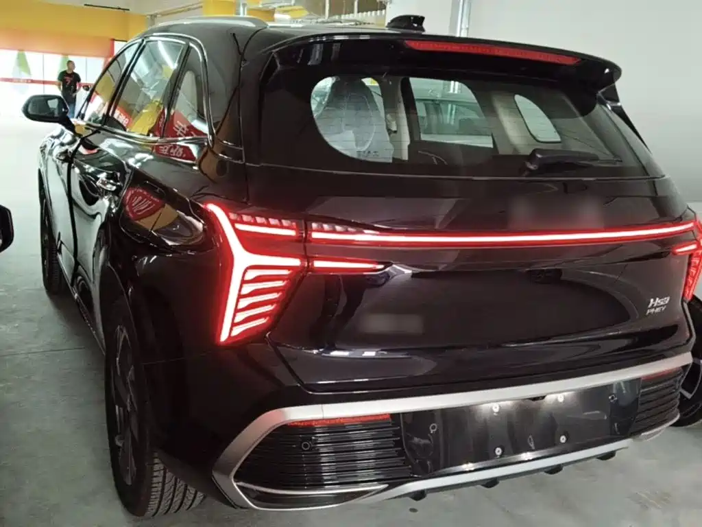 Hongqi Hongqi HS3 PHEV — миниатюра 5
