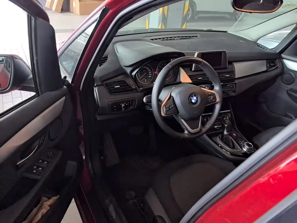BMW 2 Series Gran Tourer — миниатюра 16