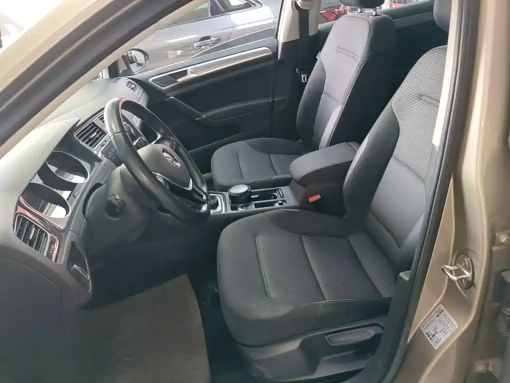 Volkswagen Golf — миниатюра 15