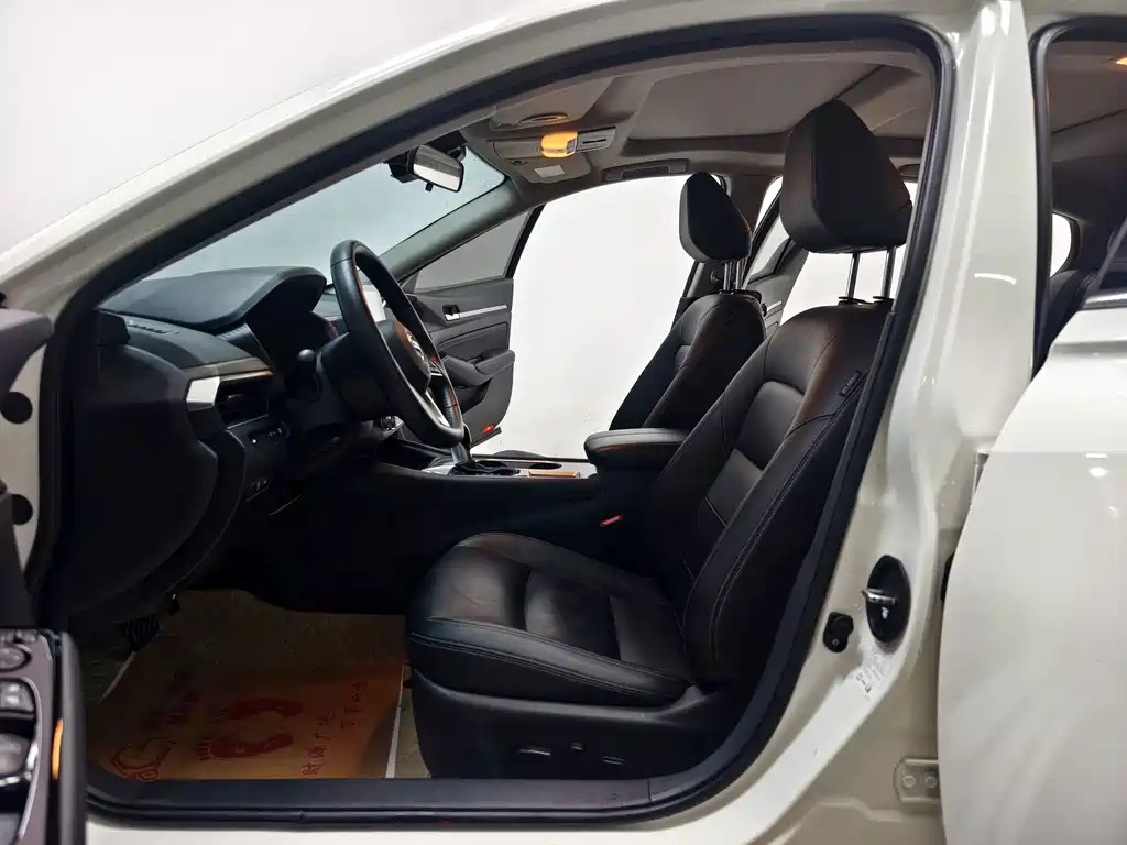 Nissan Teana — миниатюра 11