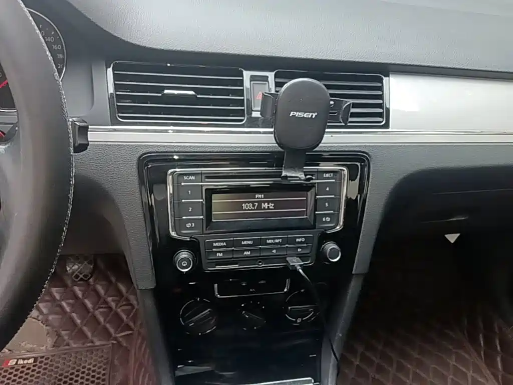 Volkswagen Bora — миниатюра 13
