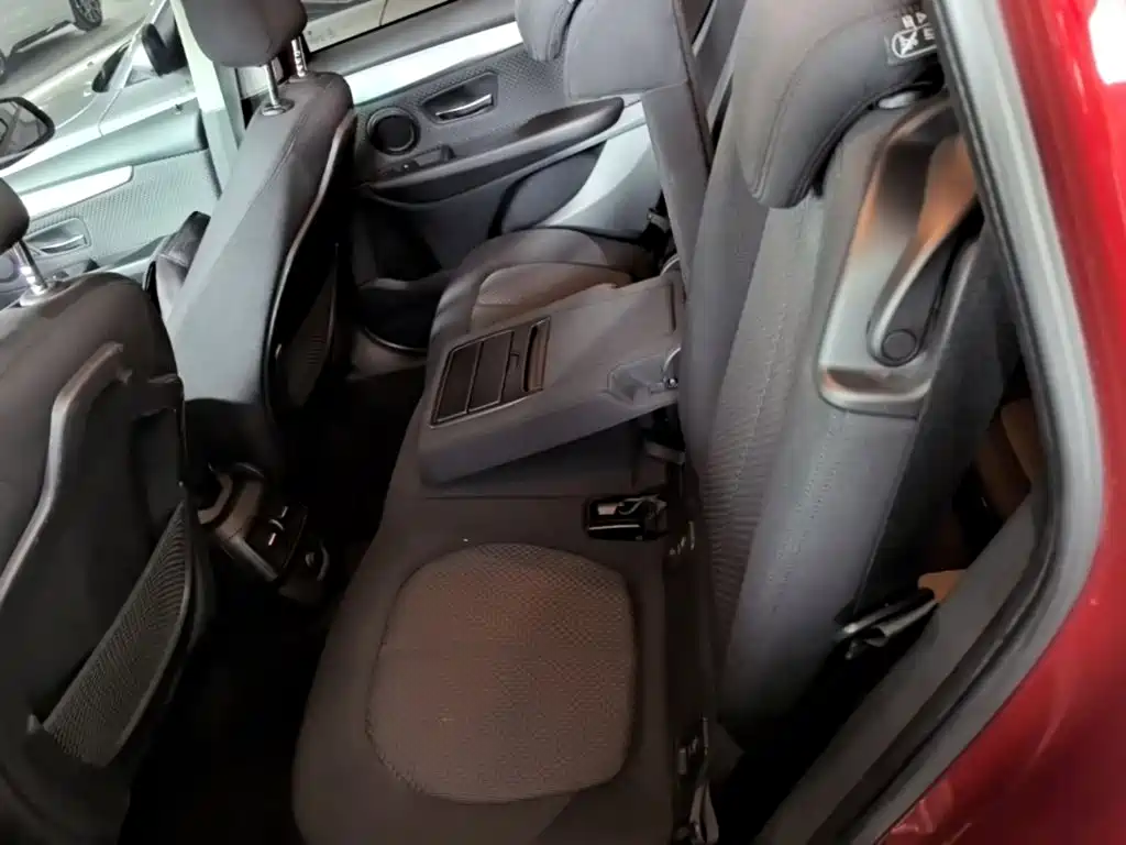 BMW 2 Series Gran Tourer — миниатюра 17