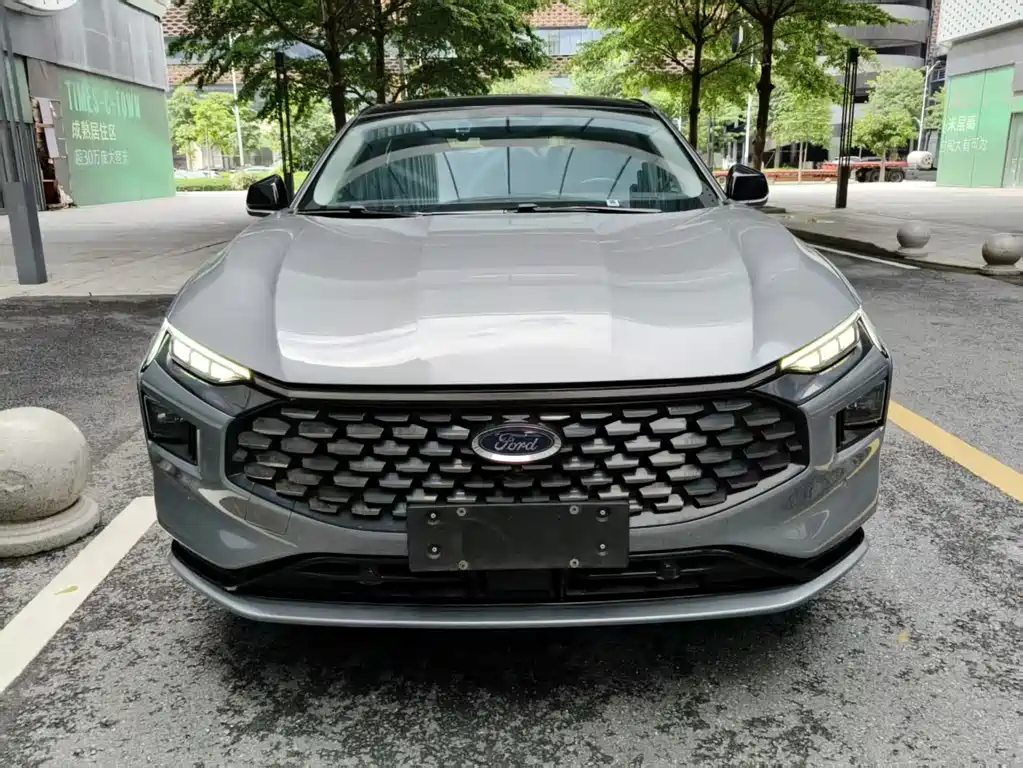 Ford Mondeo — миниатюра 2