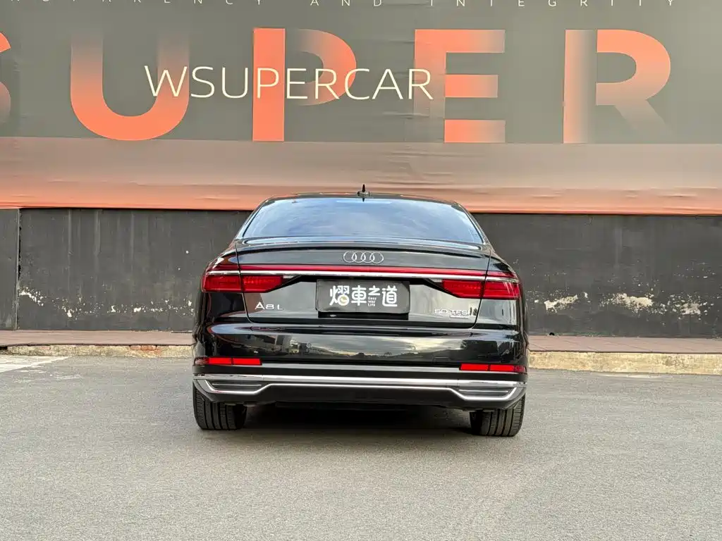 Audi A8 — миниатюра 4