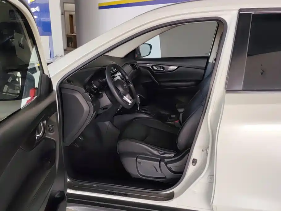Nissan X-Trail — миниатюра 9