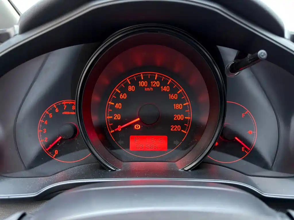 Honda Fit — миниатюра 11