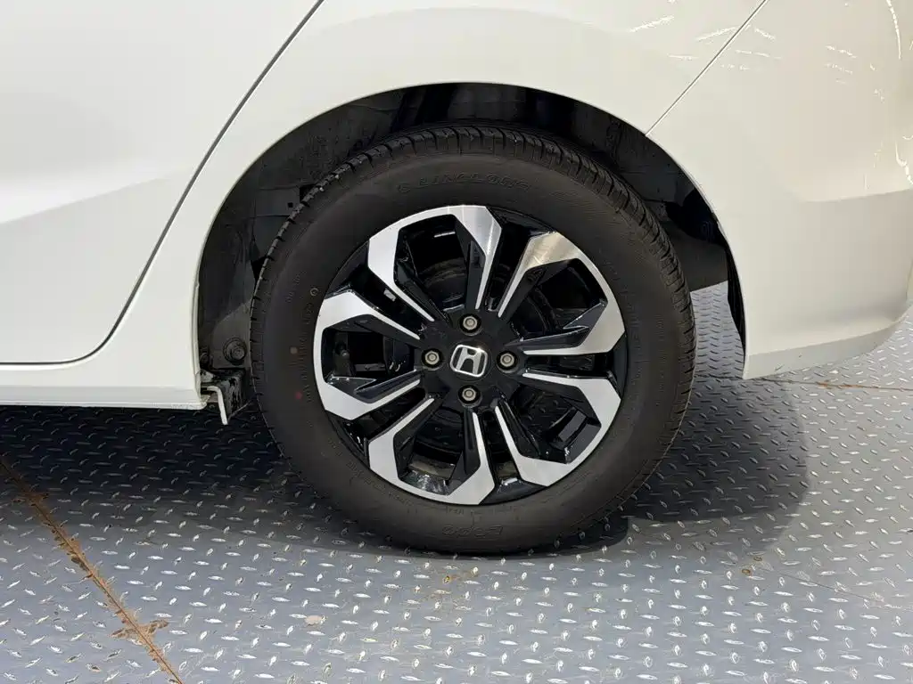 Honda Fit — миниатюра 14