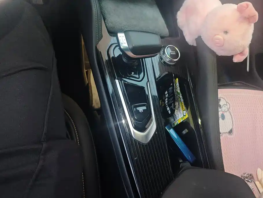 Geely Xingyue L — миниатюра 16