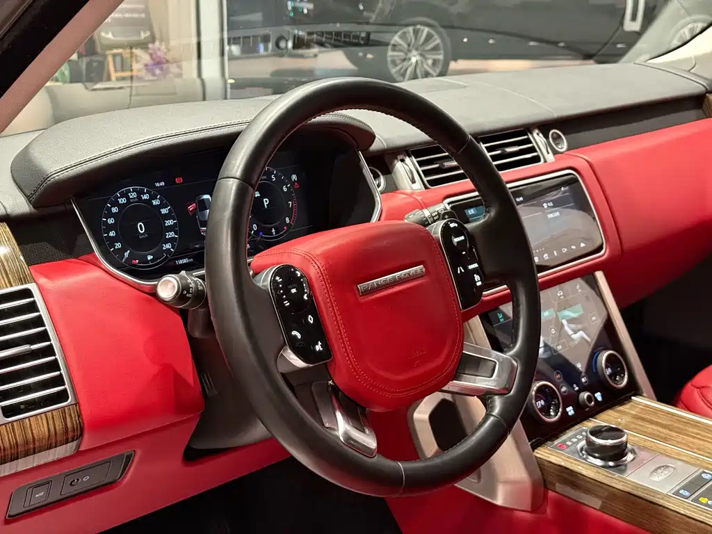 Land Rover Range Rover 2018 3.0T