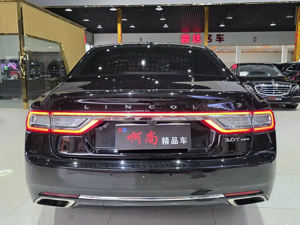 Lincoln Continental — миниатюра 17