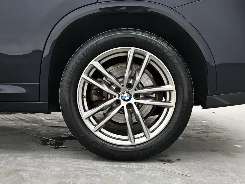 BMW X4 — миниатюра 9
