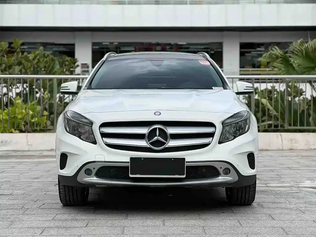 Mercedes-Benz GLA — миниатюра 2