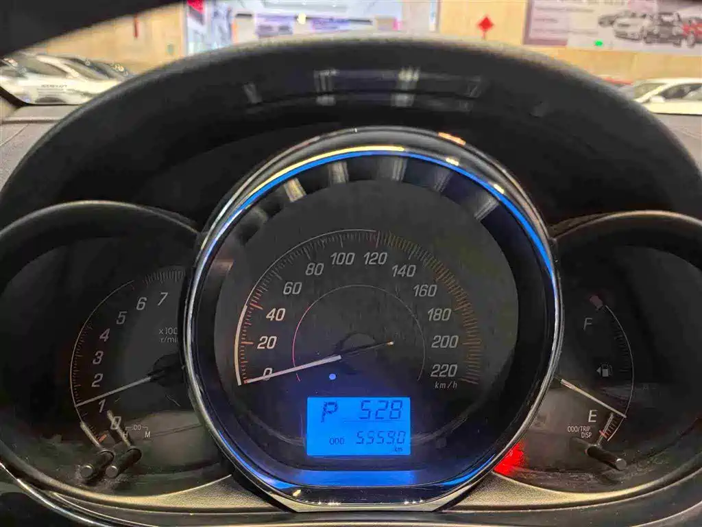 TOYOTA YARIS L ZHIXUAN