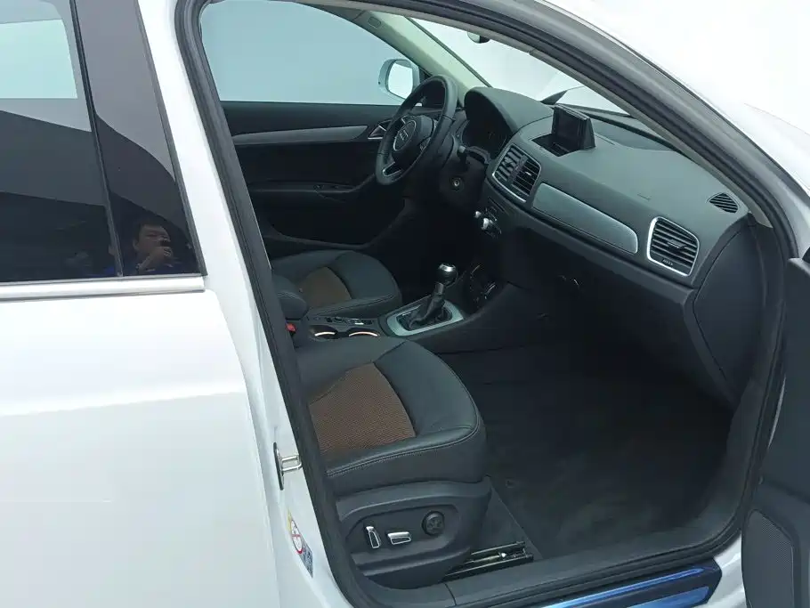 Audi Q3 — миниатюра 8