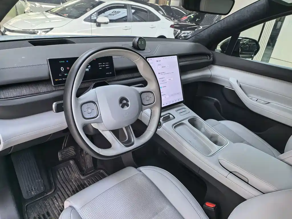 NIO ES6 — миниатюра 11
