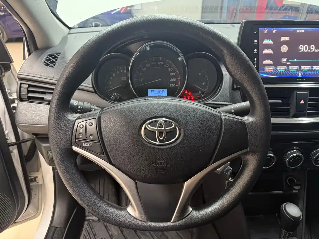 TOYOTA VIOS