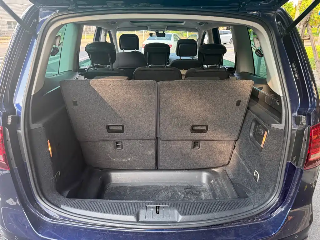 Volkswagen Sharan — миниатюра 8
