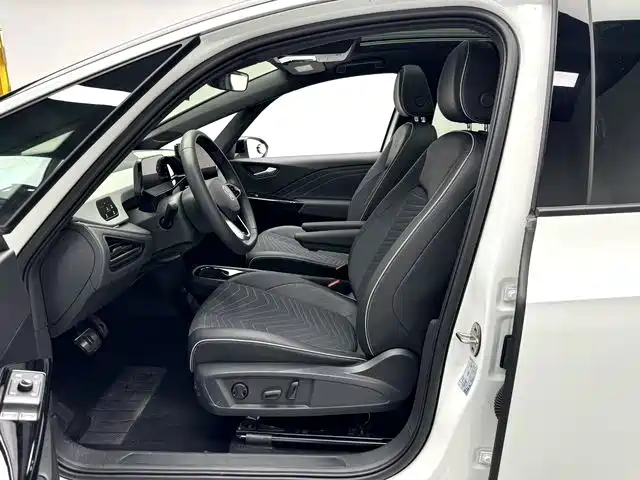 Volkswagen ID.3 — миниатюра 5