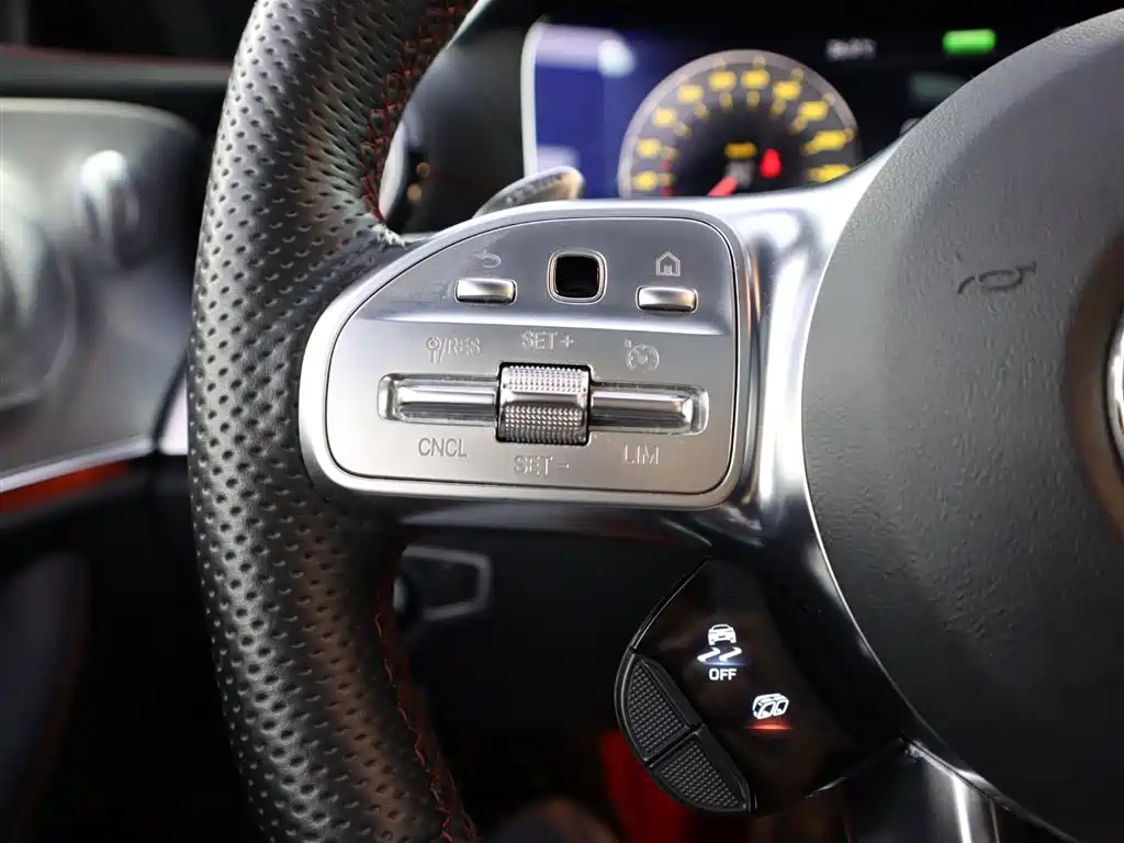 MERCEDES-BENZ E CLASS AMG