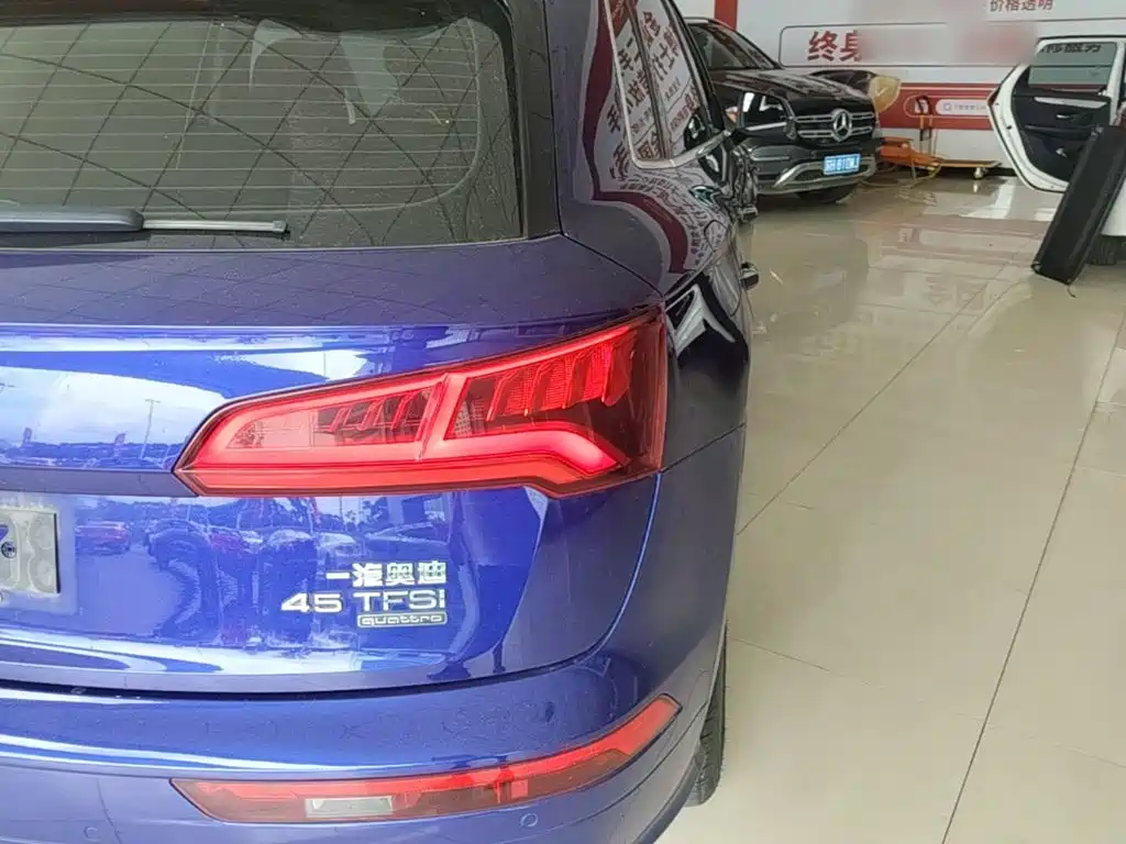 Audi Q5L — миниатюра 8