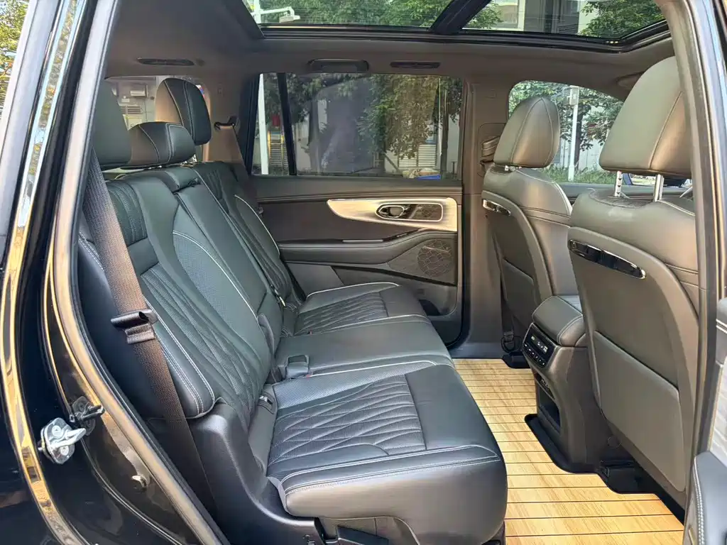 GAC Motor Trumpchi GS8 — миниатюра 17