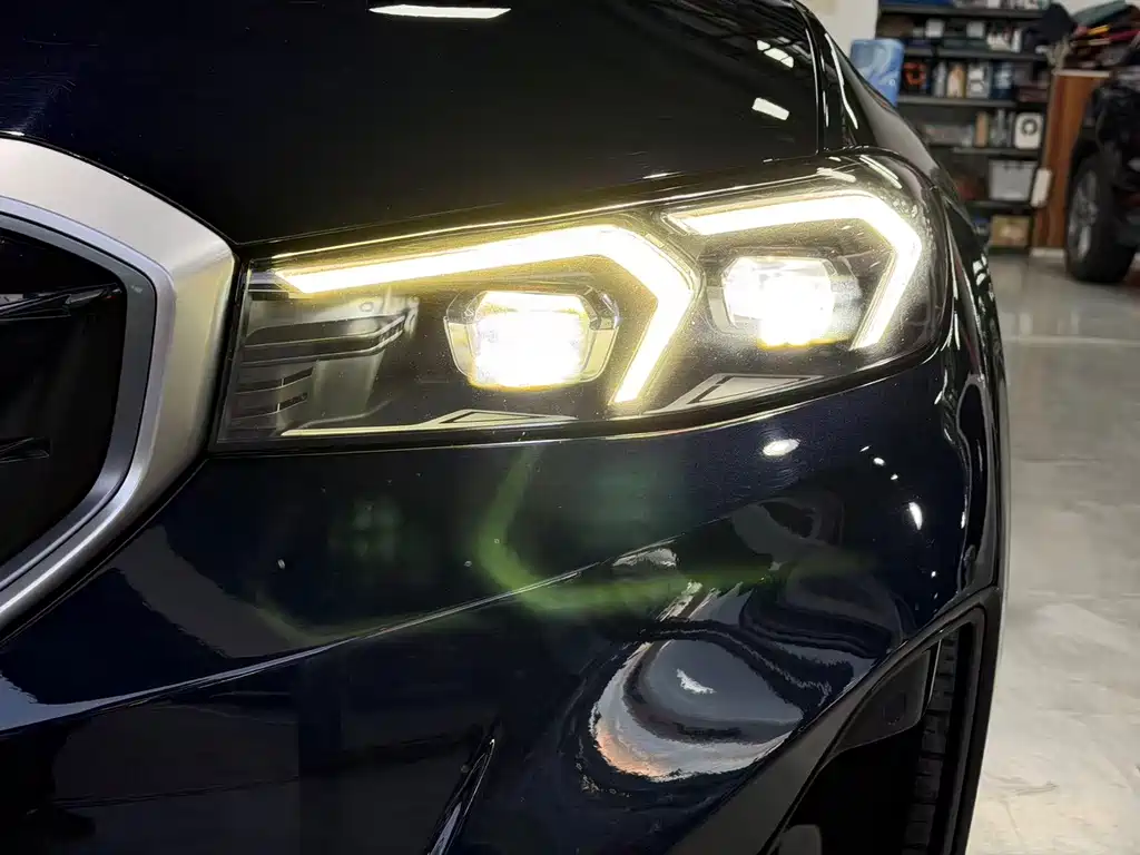 BMW i3 — миниатюра 9