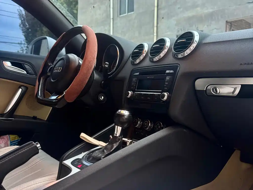 Audi TT — миниатюра 7