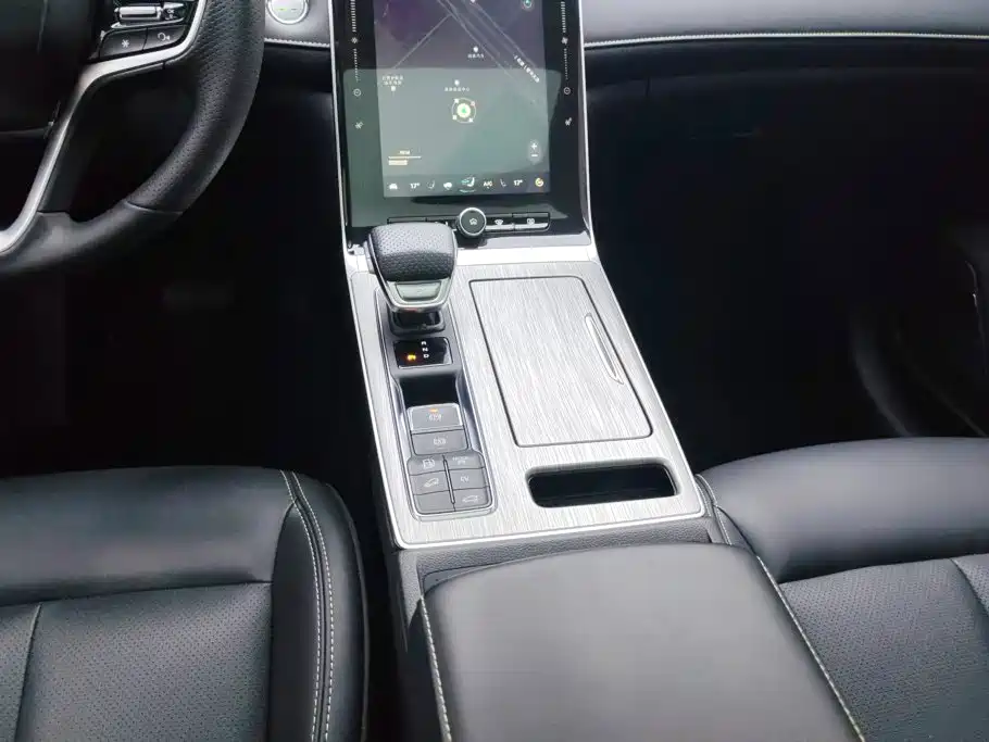 Roewe RX5 New Energy — миниатюра 16