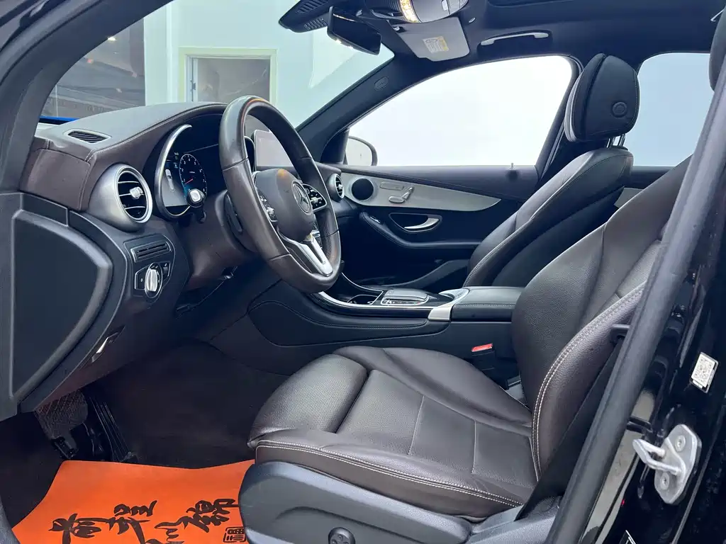 Mercedes-Benz GLC — миниатюра 10