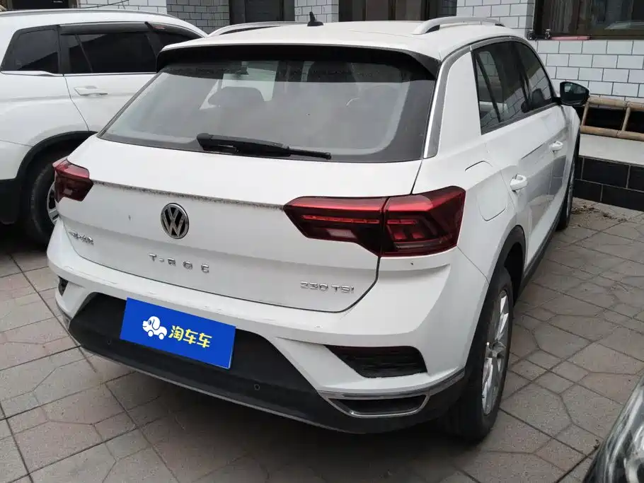 Volkswagen T-Roc — миниатюра 3
