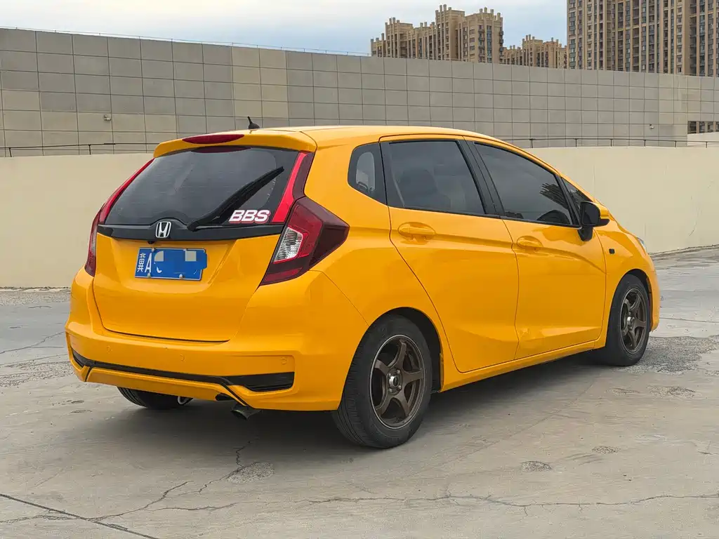 Honda Fit — миниатюра 4