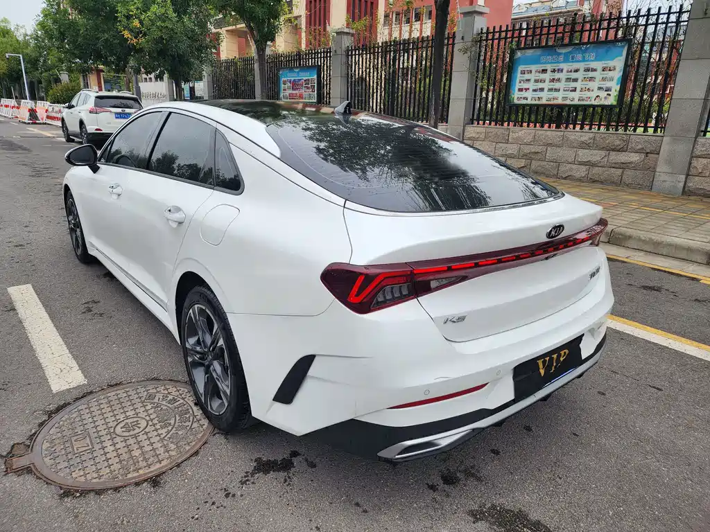 Kia K5 — миниатюра 6