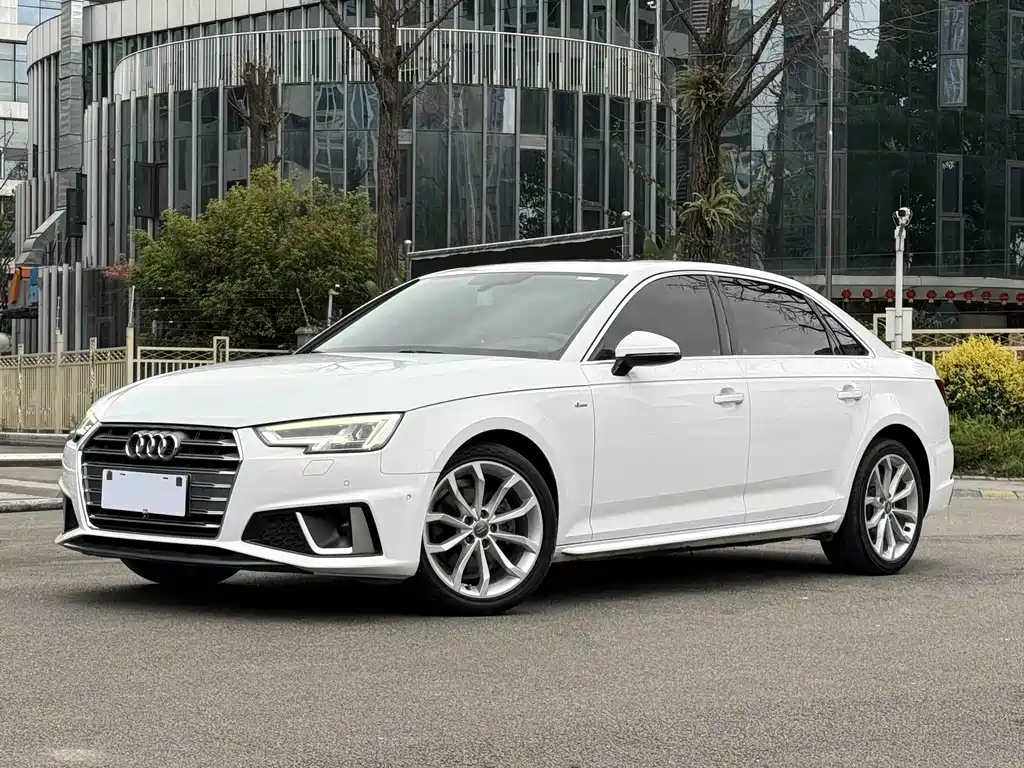 Audi A4L 2019