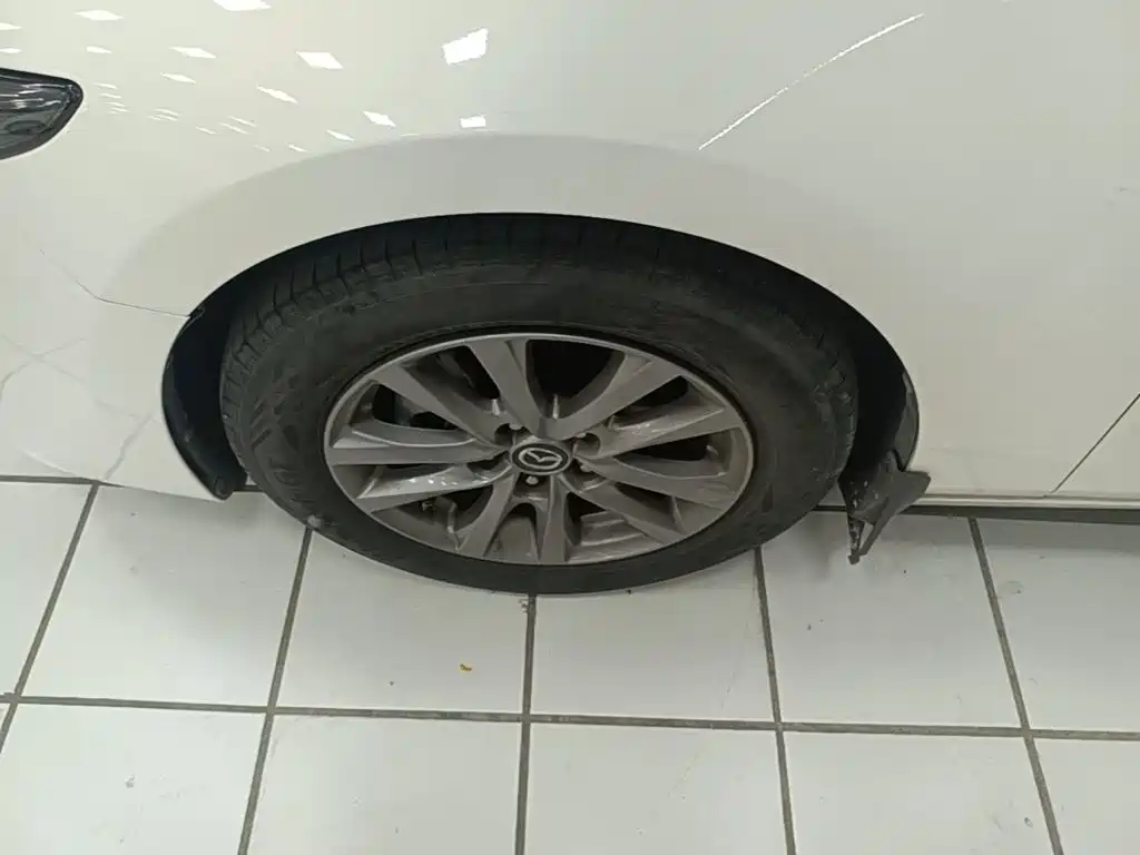 Mazda 3 Axela — миниатюра 23