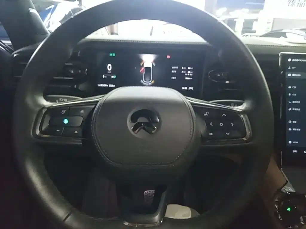 NIO ES6 — миниатюра 11