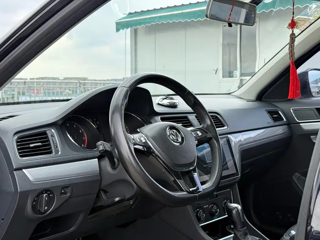 Volkswagen Gran Lavida — миниатюра 8