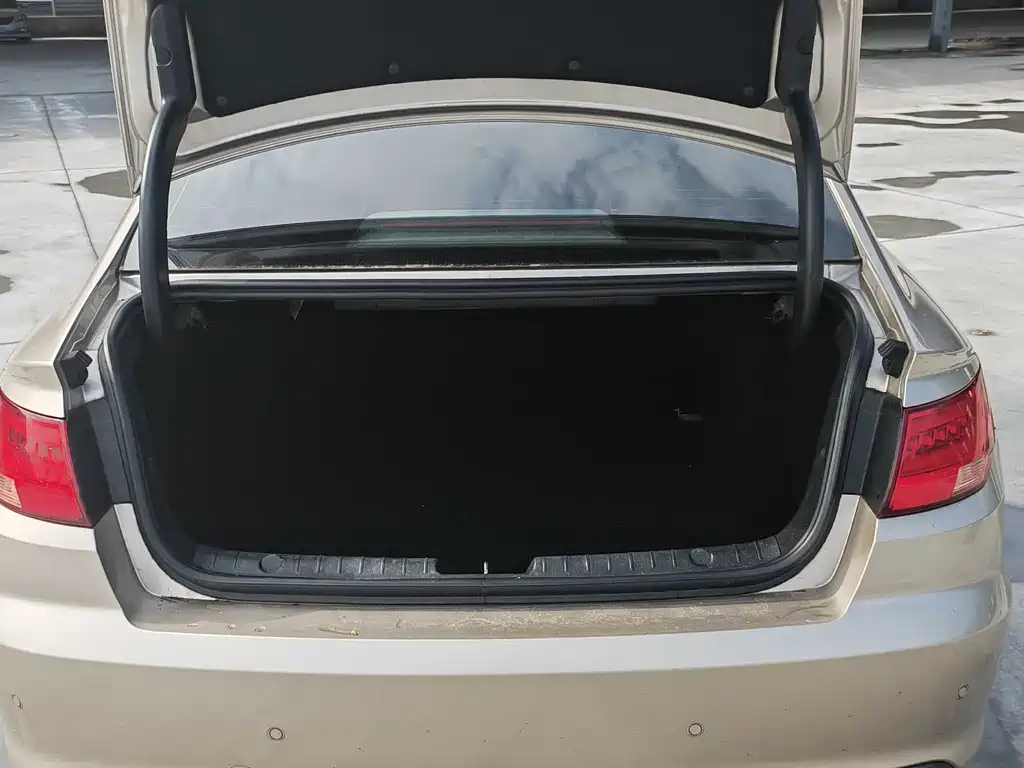 Geely Emgrand GL — миниатюра 13