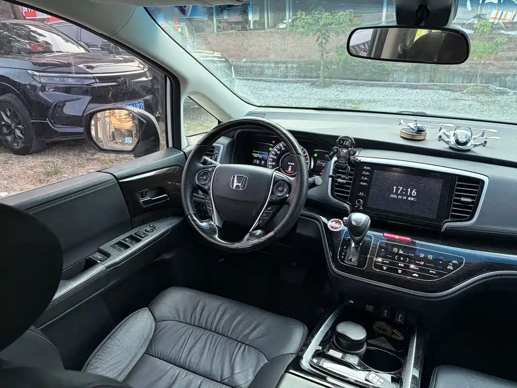 Honda Odyssey — миниатюра 10
